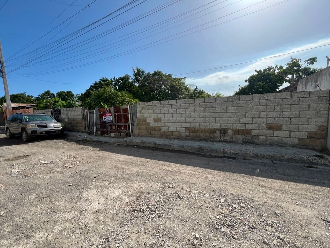 SOLAR EN VENTA EN LOS FRAILES