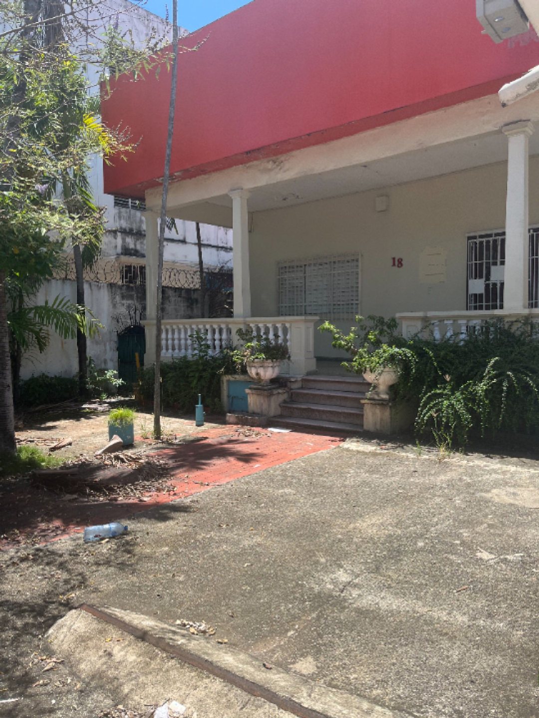 Vendo casa/solar en GAZCUE