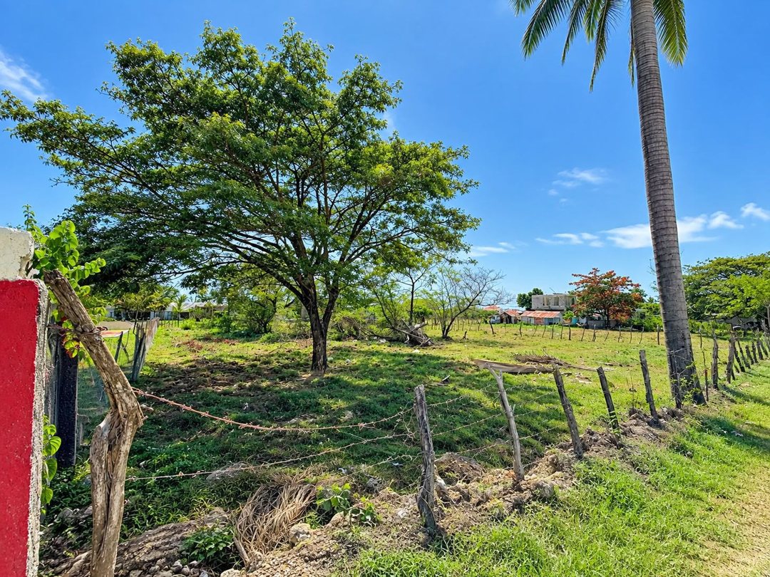 TERRENO EN VENTA PLAYA LAGUNA SOSÚA PUERTO PLATA