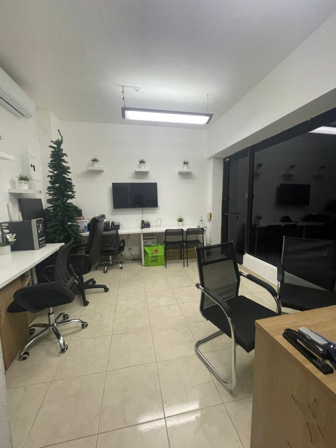 Local comercial en Ensanche Naco, Santo Domingo