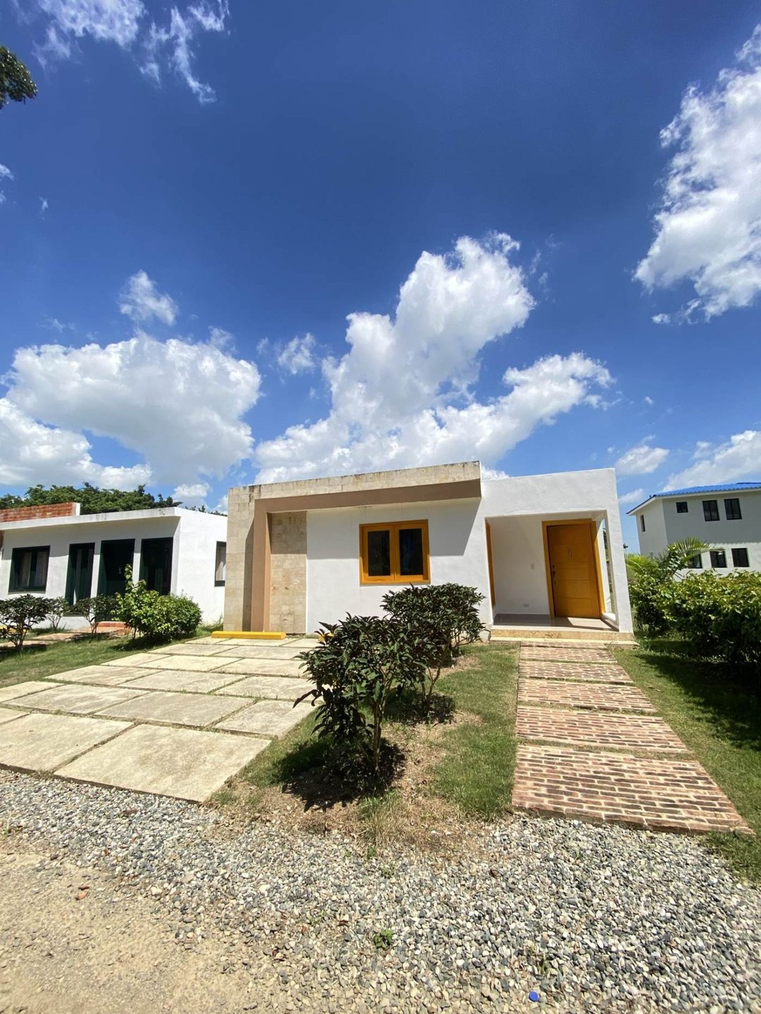 LIGAS MAYORES RESIDENCES (VILLAS)