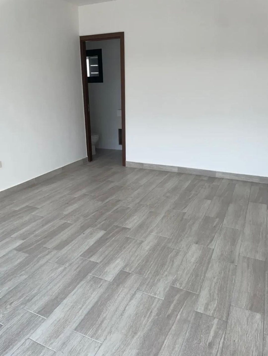 RES. TERRANOVA PENTHOUSE 4to PISO
