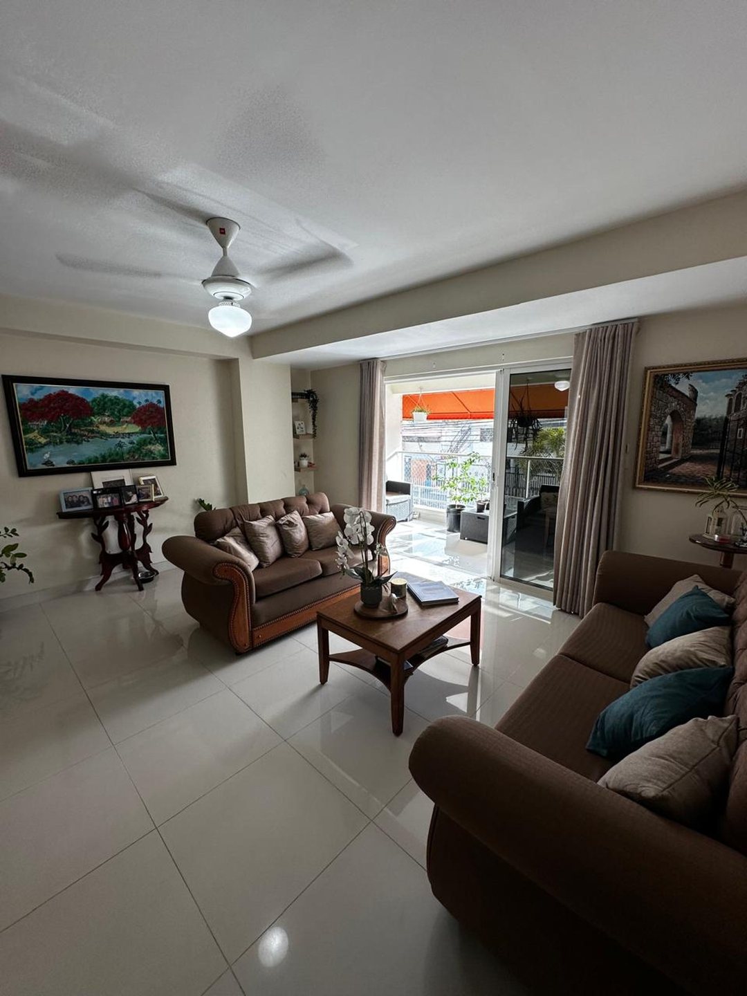 APARTAMENTO EN VENTA de 3 DORMITORIOS en PEDREGAL