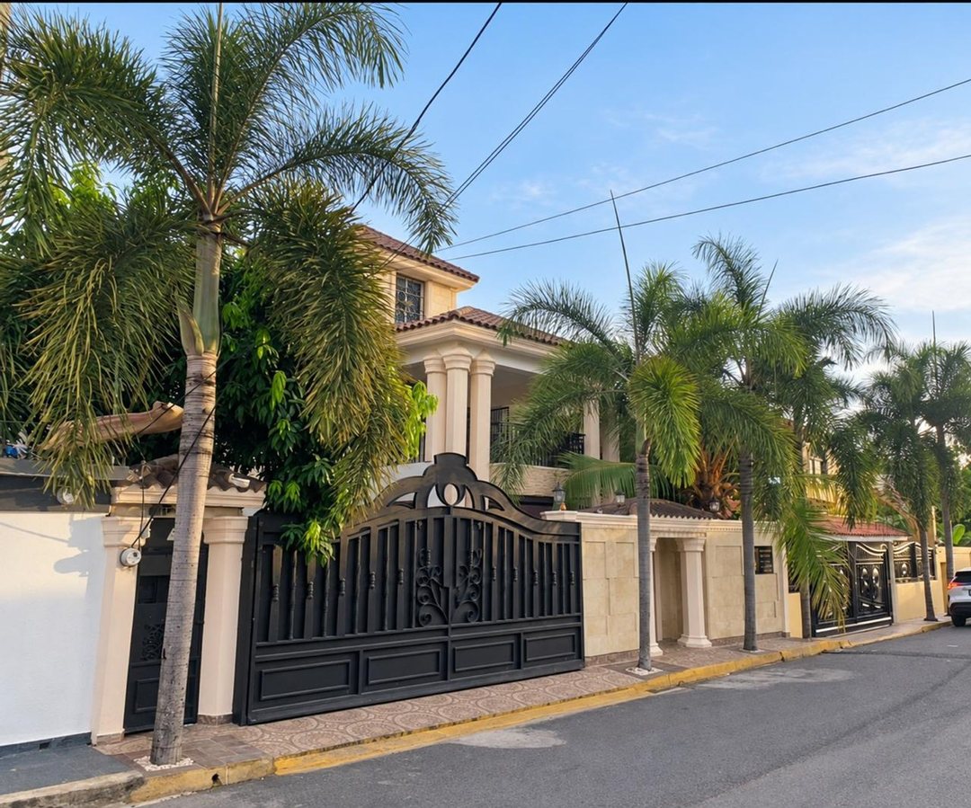 Casa en Venta en Brisa Oriental VI | 4 Habitacione