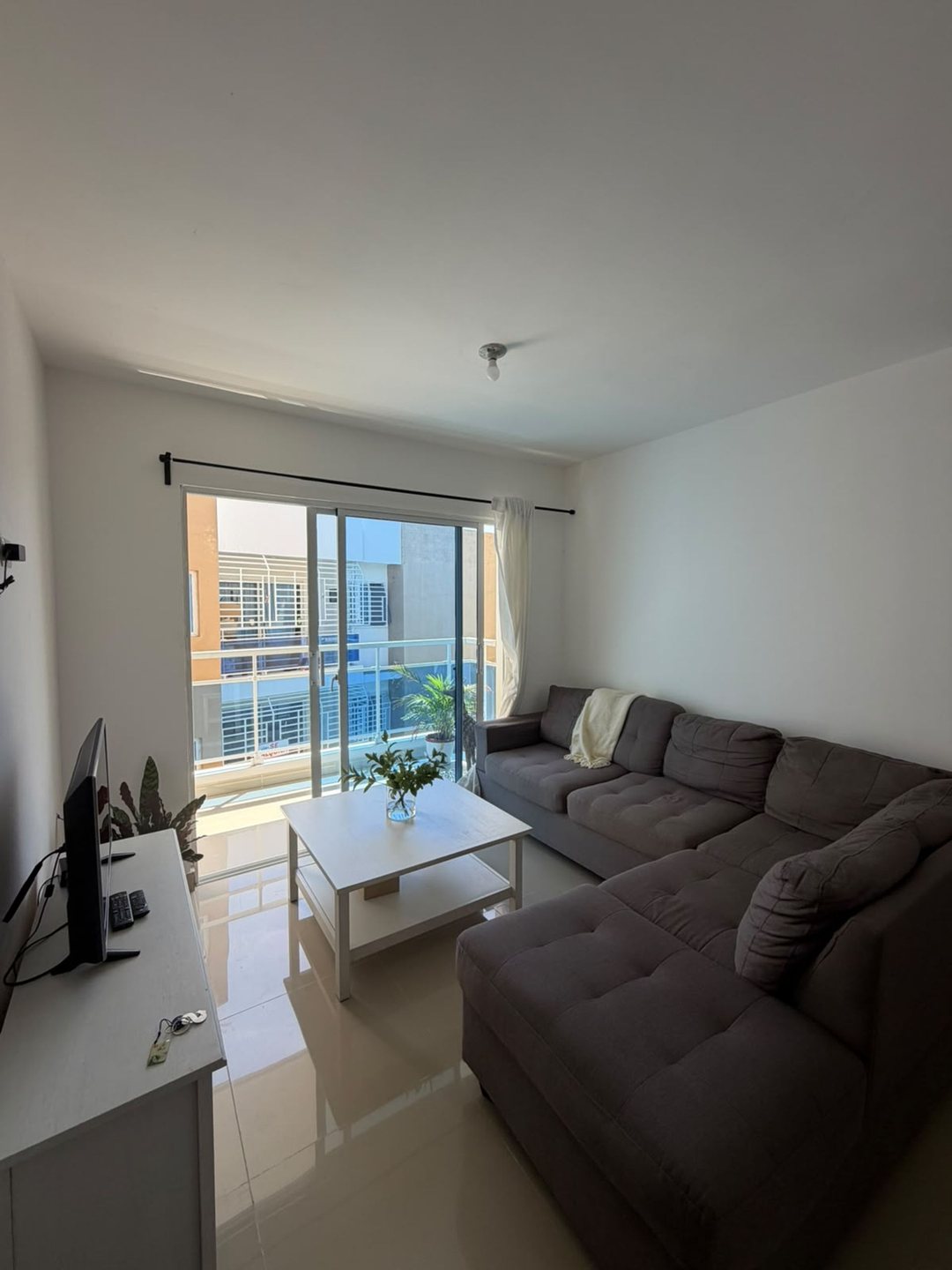 APARTAMENTO EN VENTA 3 DORMITORIOS SANTO DOMINGO E