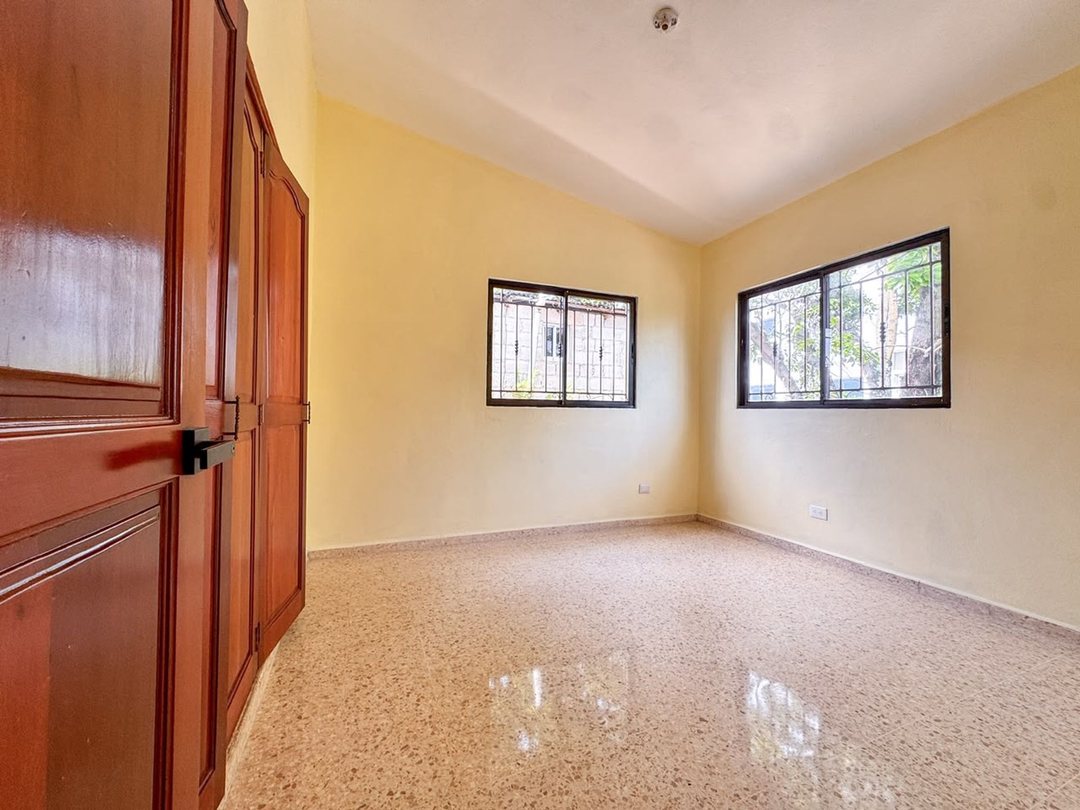 Casa en Venta en Altos de Cancino, Santo Domingo E