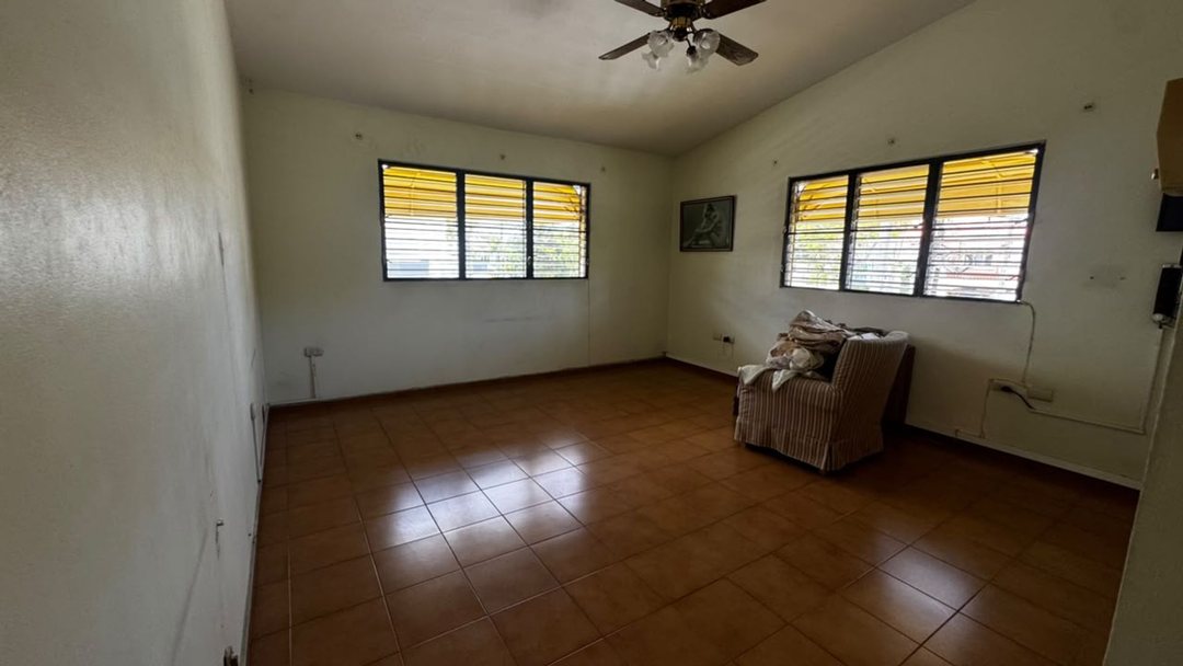 CASA EN VENTA 3 DORMITORIOS LOS CACICAZGOS