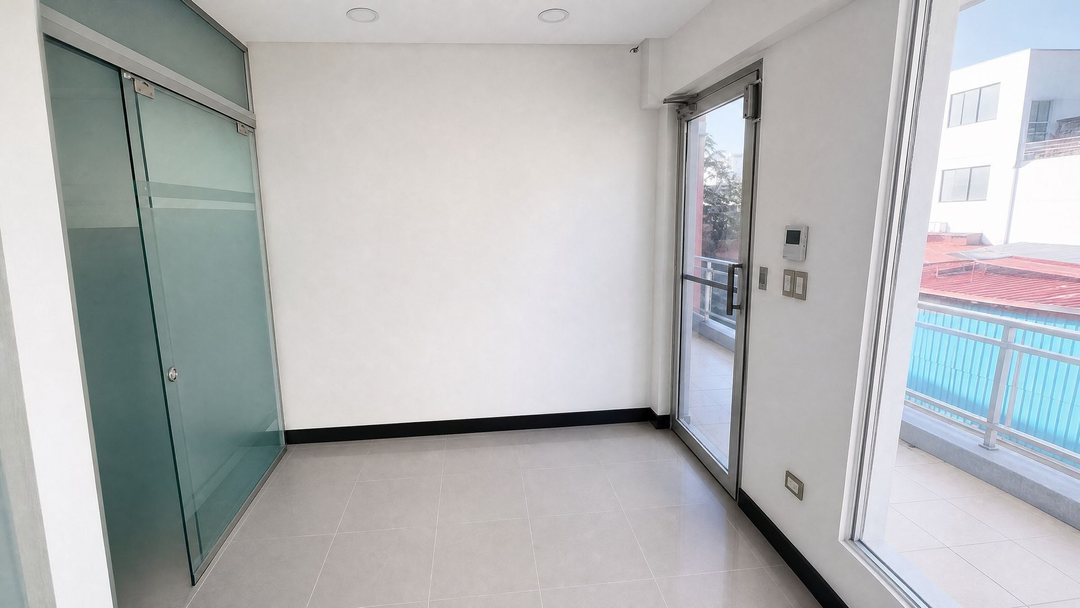 LOCAL COMERCIAL EN VENTA 39 M² AVENIDA RÓMULO BETA