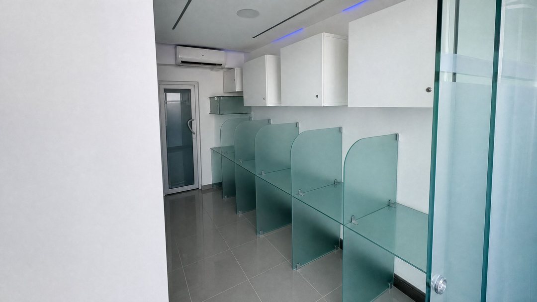 LOCAL COMERCIAL EN VENTA 39 M² AVENIDA RÓMULO BETA
