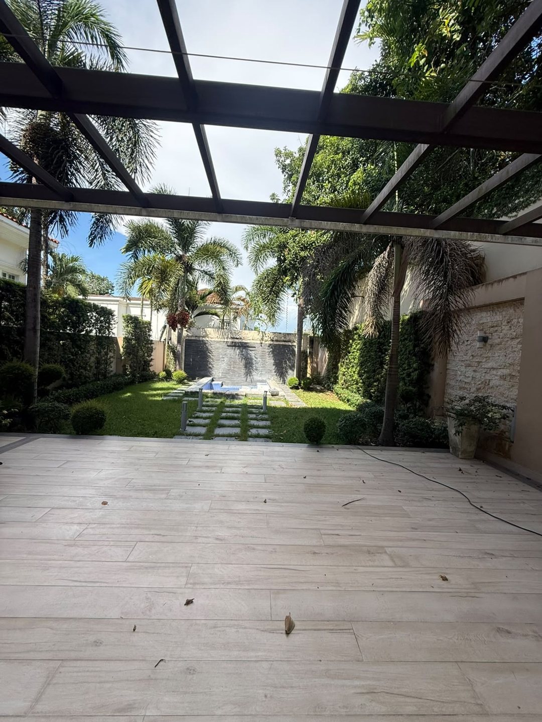 Casa en los rios de 3 niveles