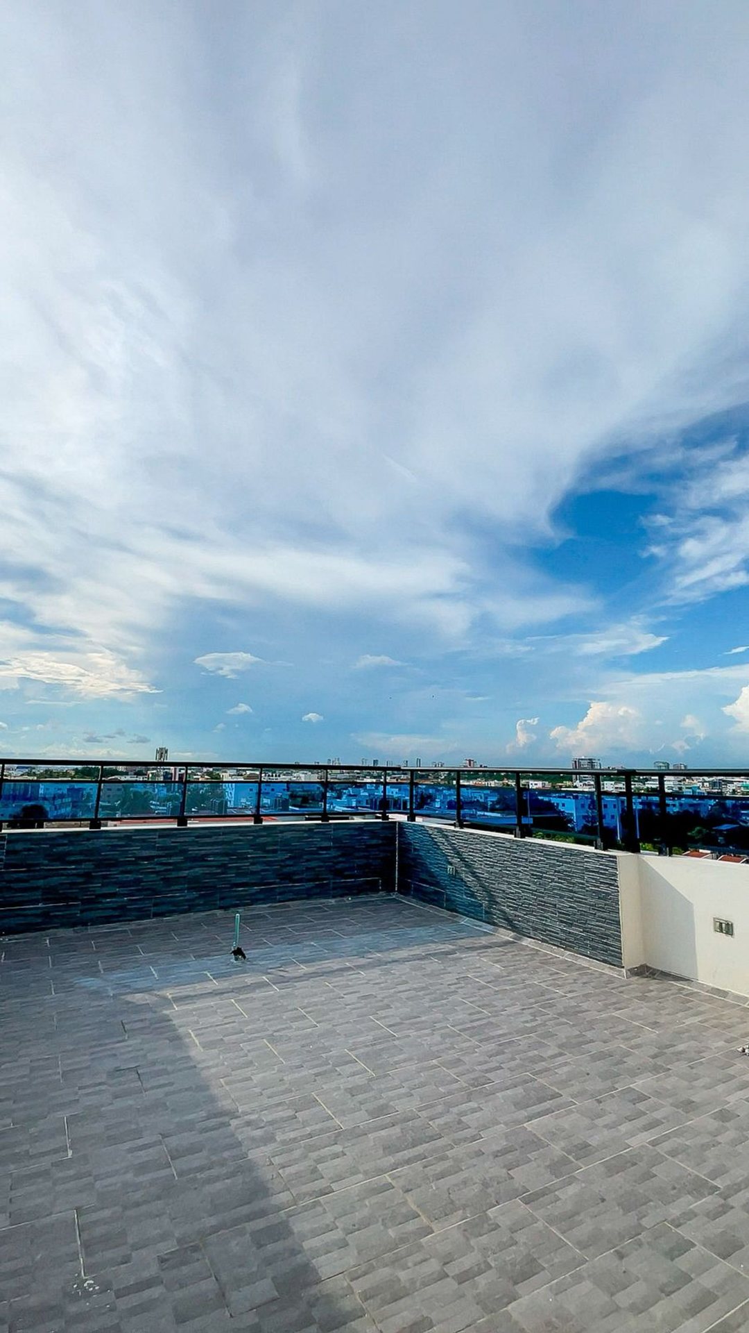 Penthouse doble Altura A pocos metros de la Av. L