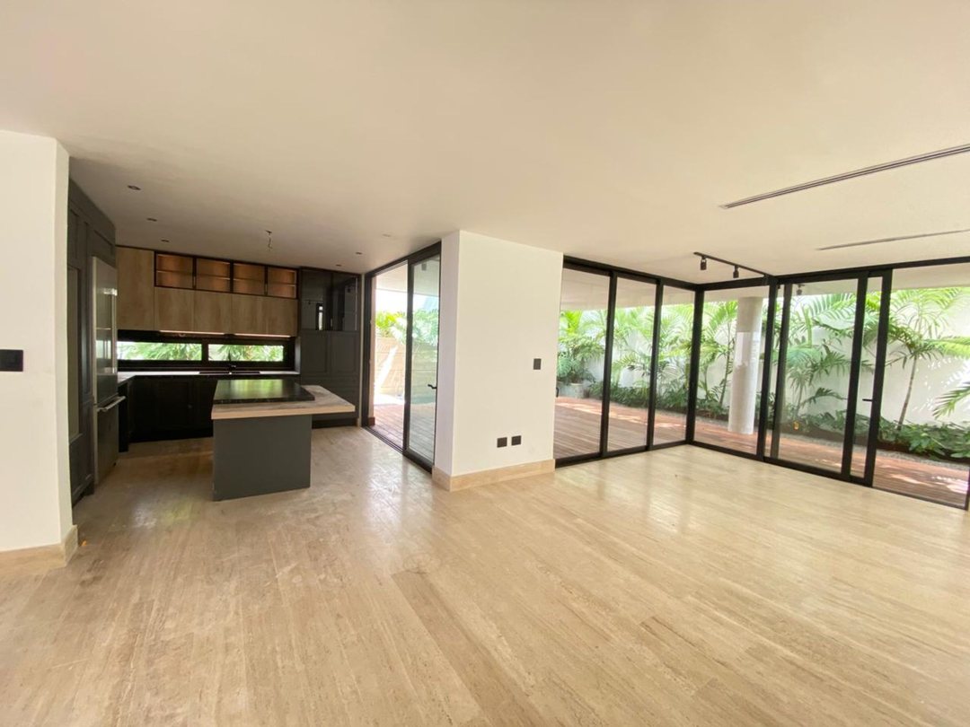 Casa nueva en Cuesta Hermosa III