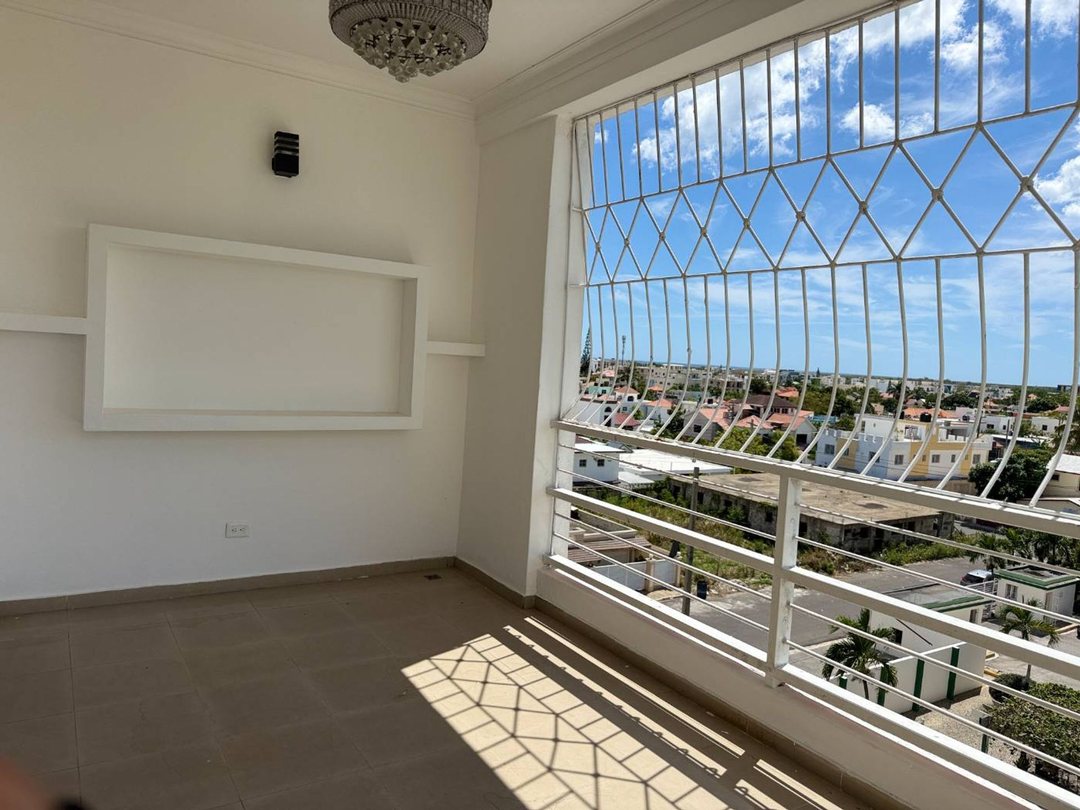 Apartamento en Torre, Romana del oeste