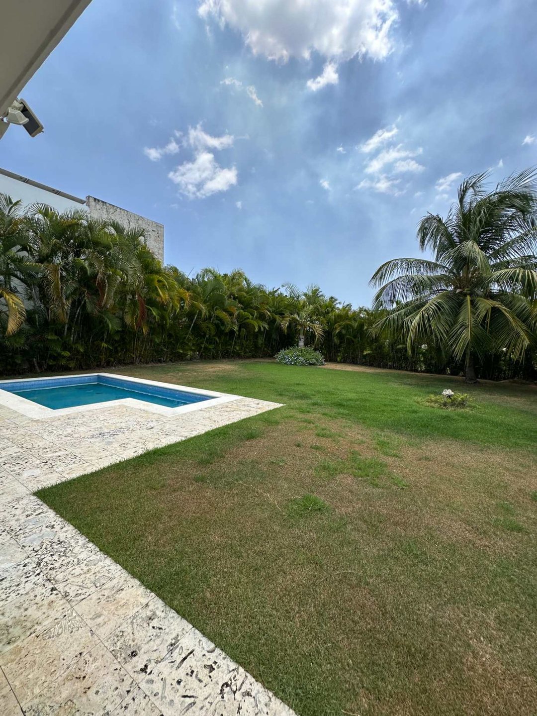 VILLA EN VENTA EN PLAYA NUEVA ROMANA