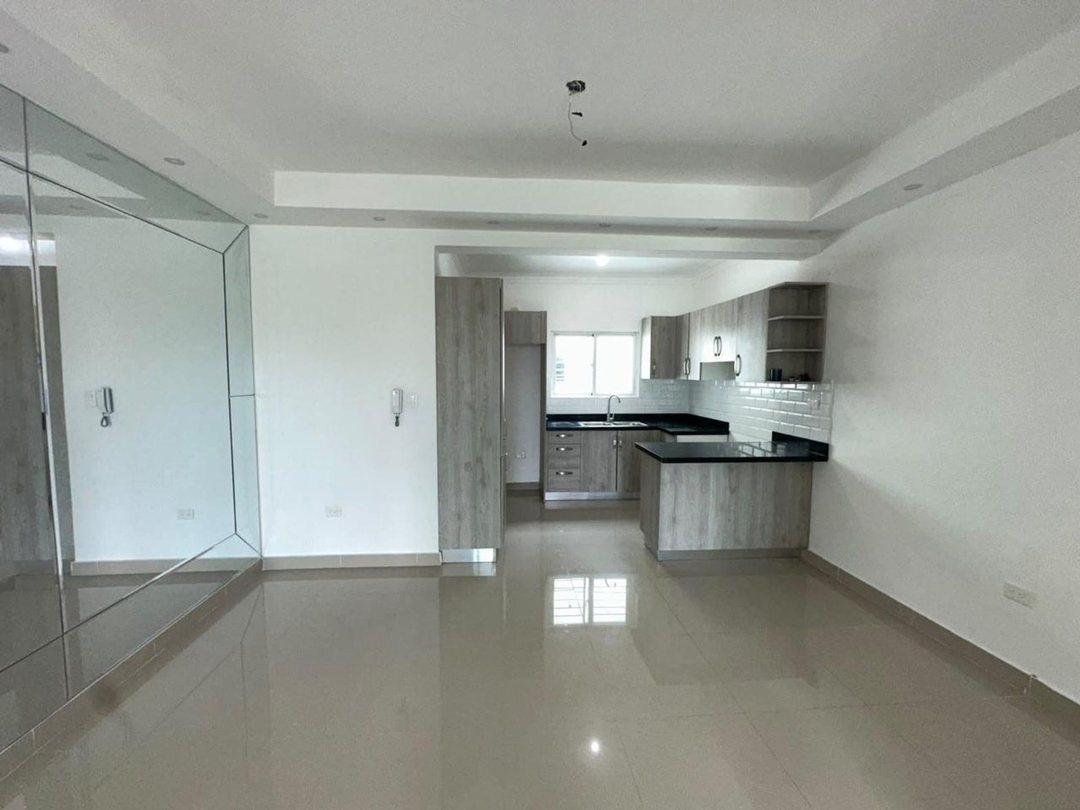 Apartamento en venta dentro de un residencial cerr
