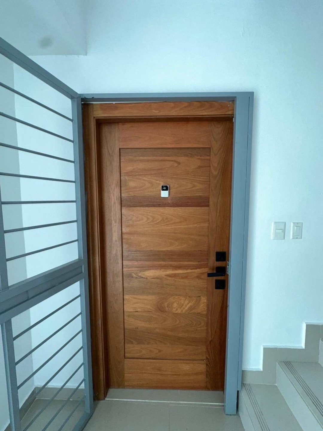 Apartamento en venta dentro de un residencial cerr