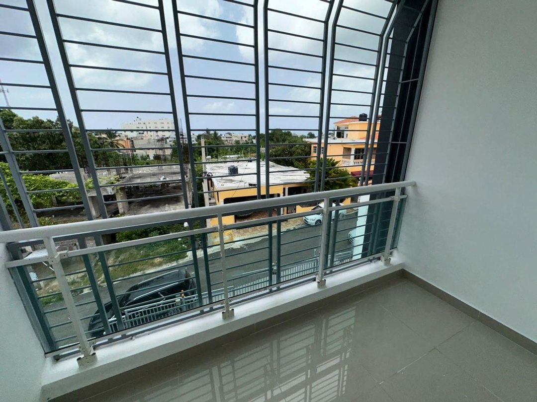 Apartamento en venta dentro de un residencial cerr
