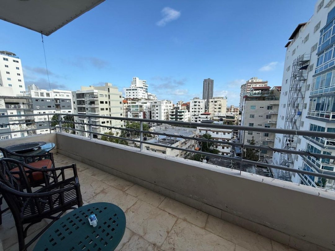 Apartamento en Renacimiento, Santo Domingo