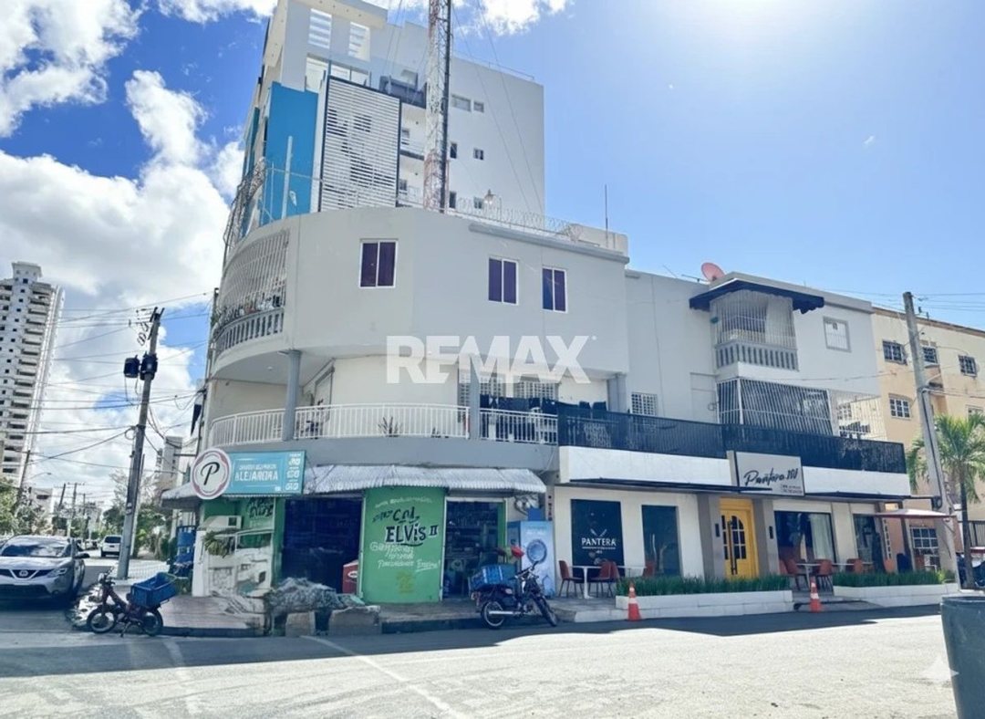 Edificio en venta en Alme Rosa I