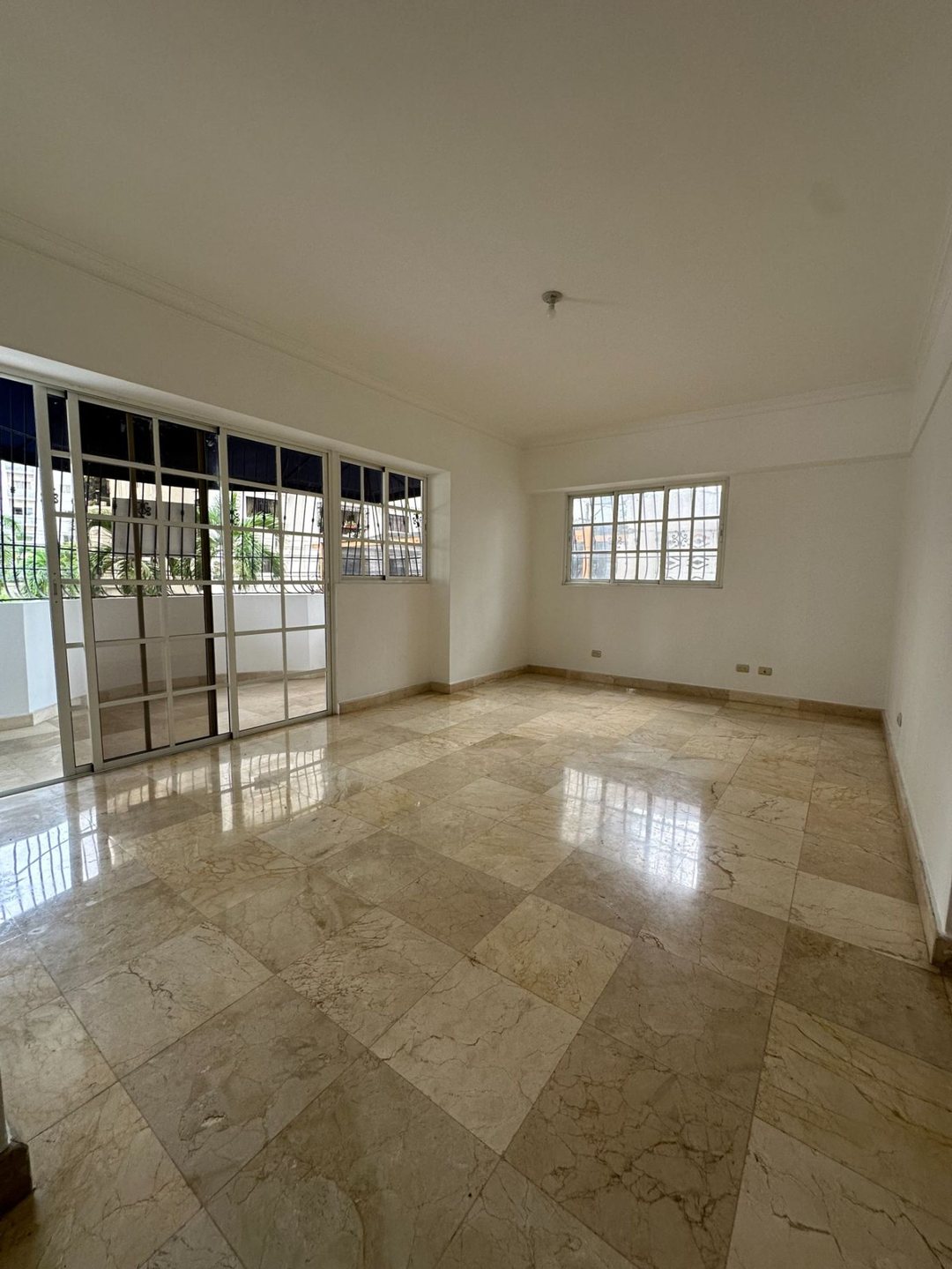 APARTAMENTO EN VENTA 3 HABITACIONES EN NACO