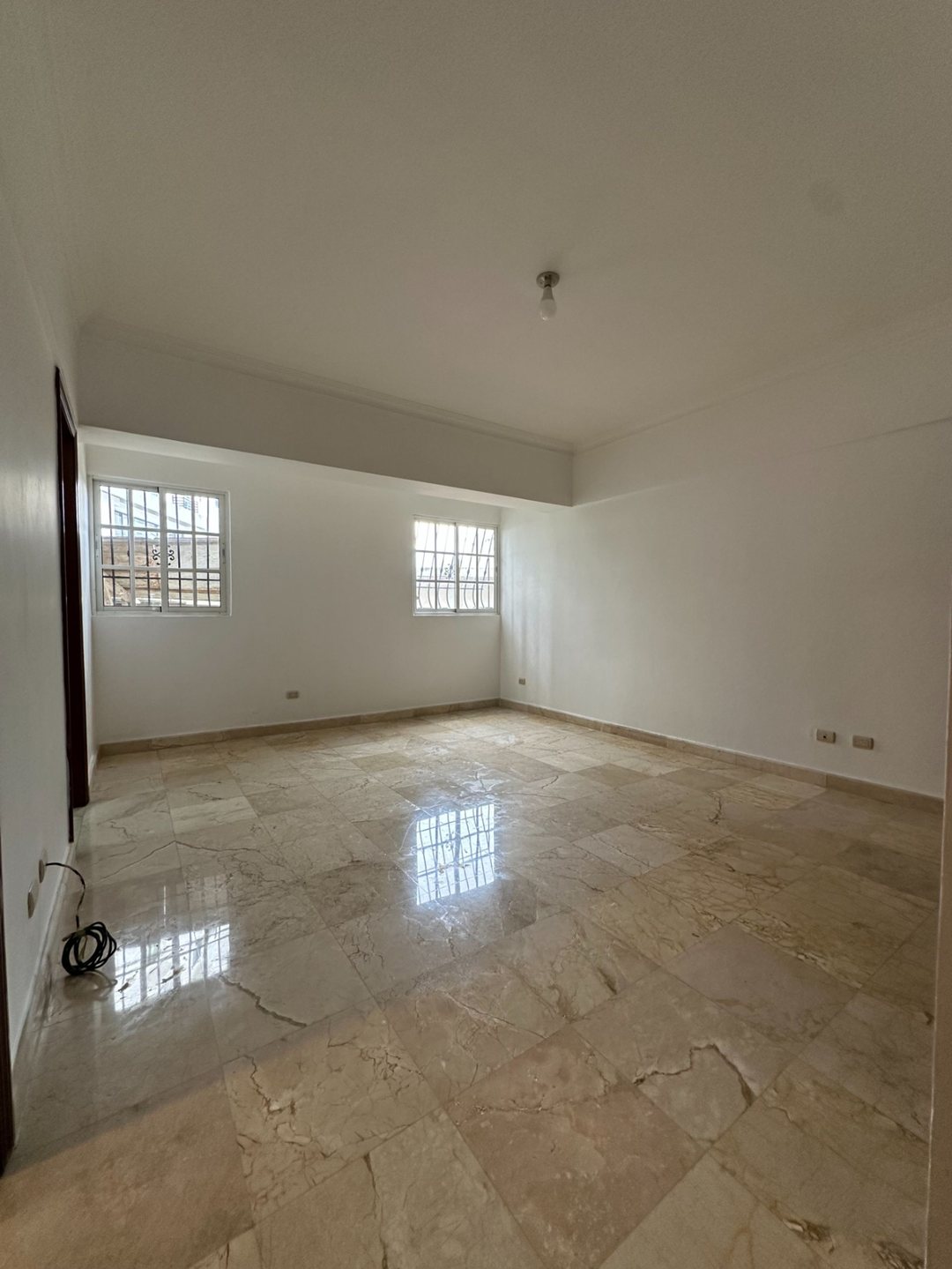 APARTAMENTO EN VENTA 3 HABITACIONES EN NACO