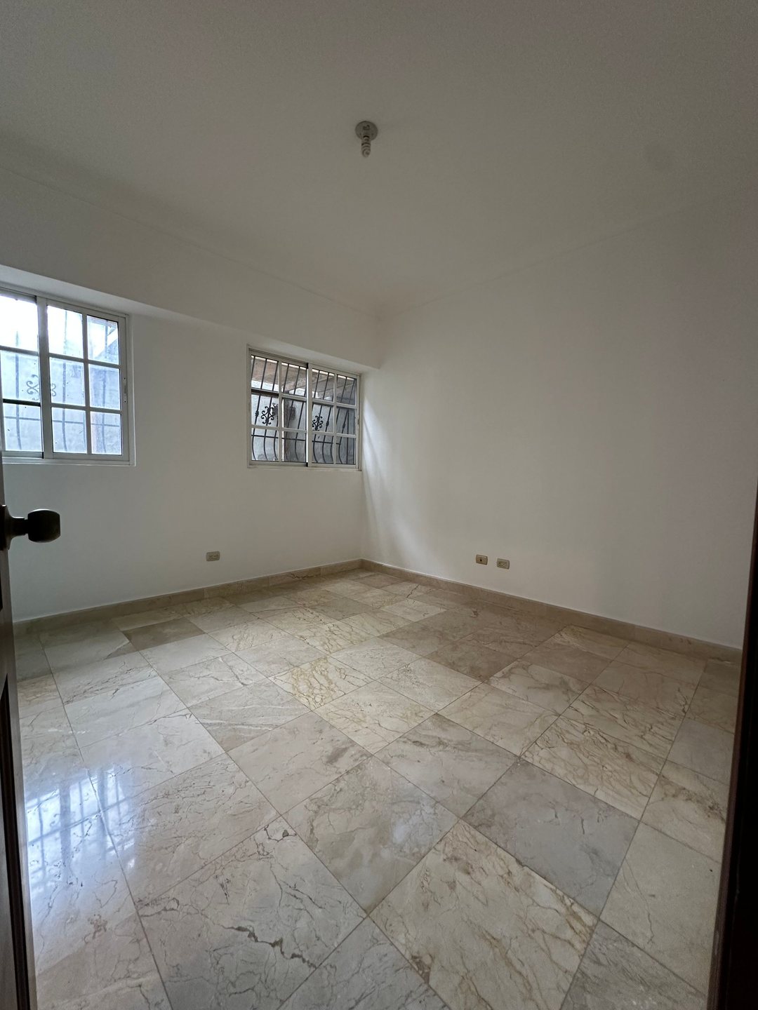 APARTAMENTO EN VENTA 3 HABITACIONES EN NACO