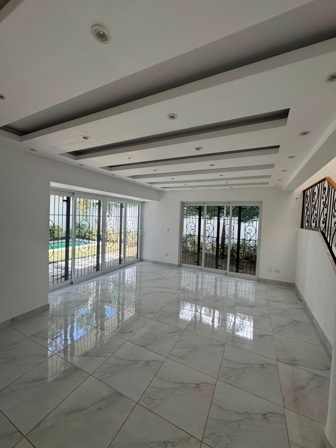 Casa en Venta y Alquiler – La Castellana