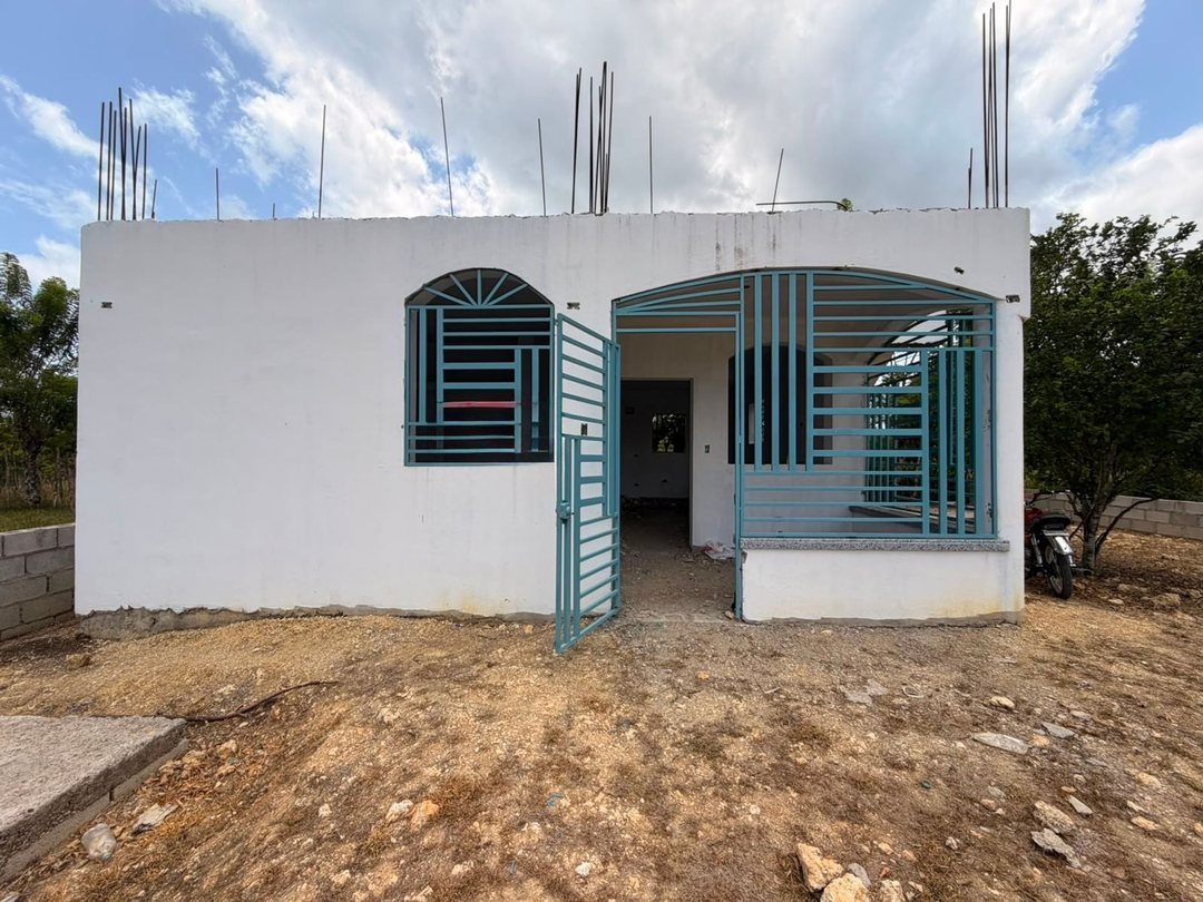 CASA / MEJORA EN VENTA EN VILLA BETANIA, SOSÚA