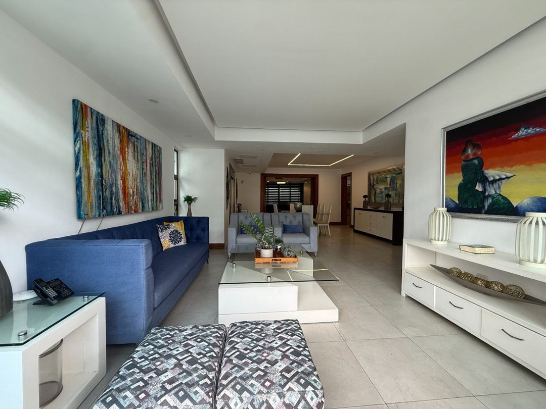 Vendo Casa Moderna Altos Arroyo Hondo III