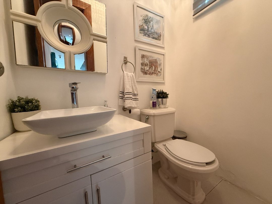 Vendo Casa Moderna Altos Arroyo Hondo III