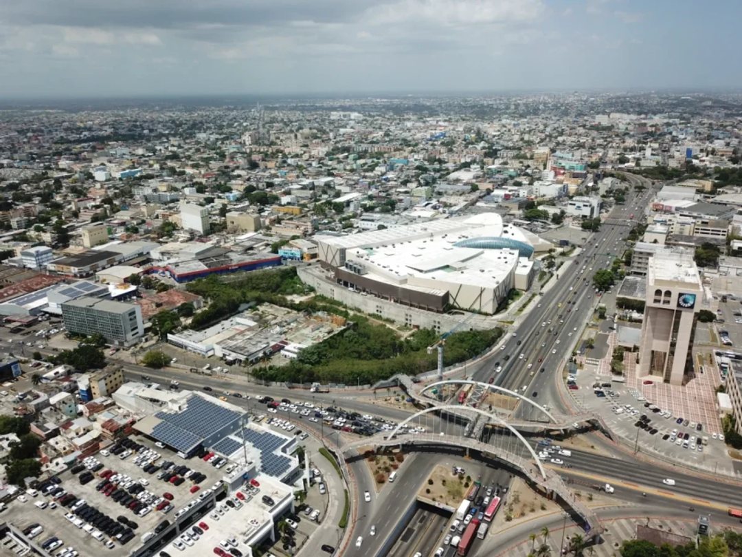 Sola Av. Maximo Gomez