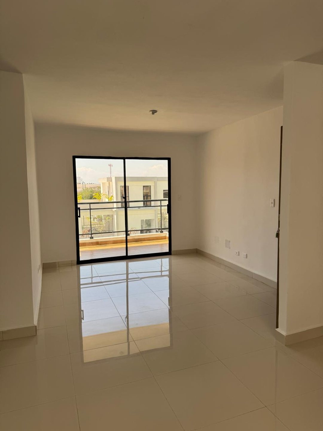 Apartamento de 3 Hab próximo autopist las Américas