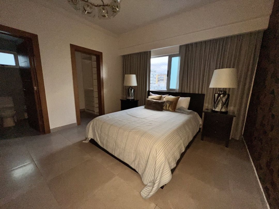 APARTAMENTO EN VENTA 2 DORMITORIOS ENSANCHE NACO S