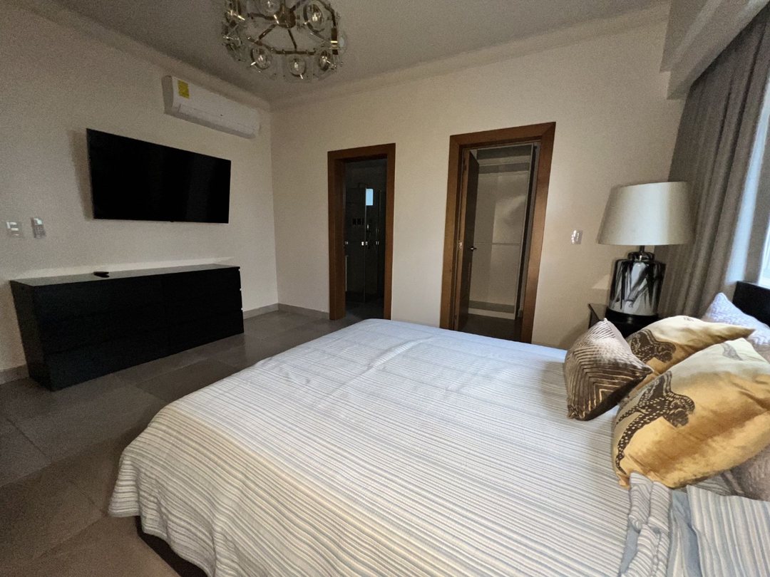 APARTAMENTO EN VENTA 2 DORMITORIOS ENSANCHE NACO S