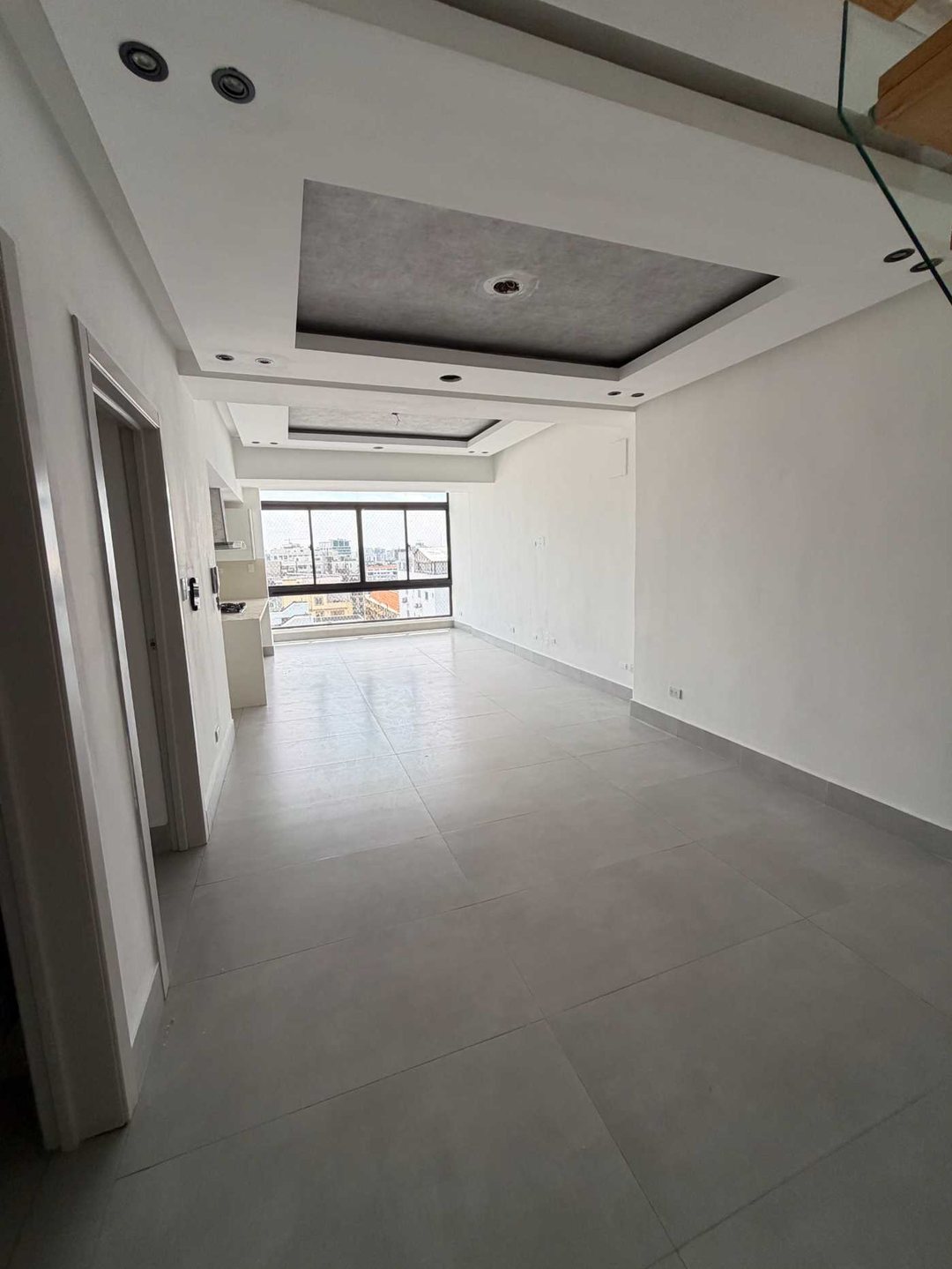 PENTHOUSE, EVARISTO MORALES