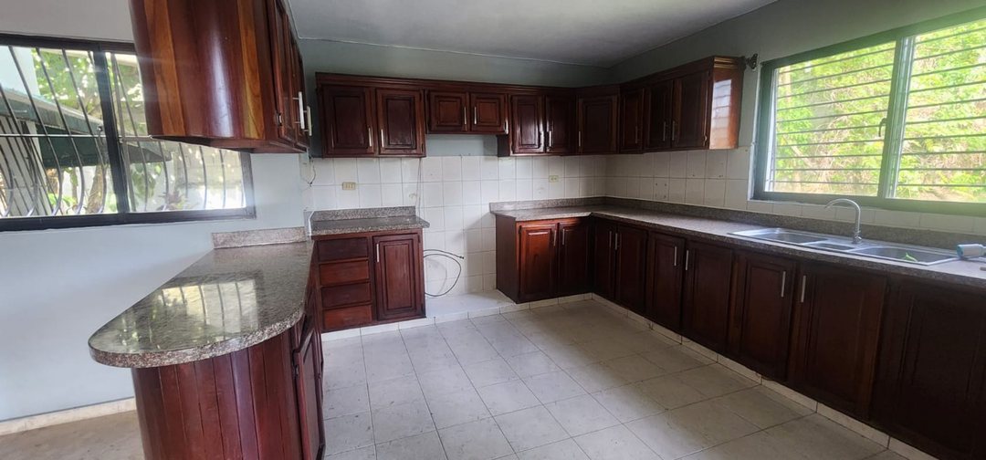 Casa en venta en Altos de Arroyo Hondo II
