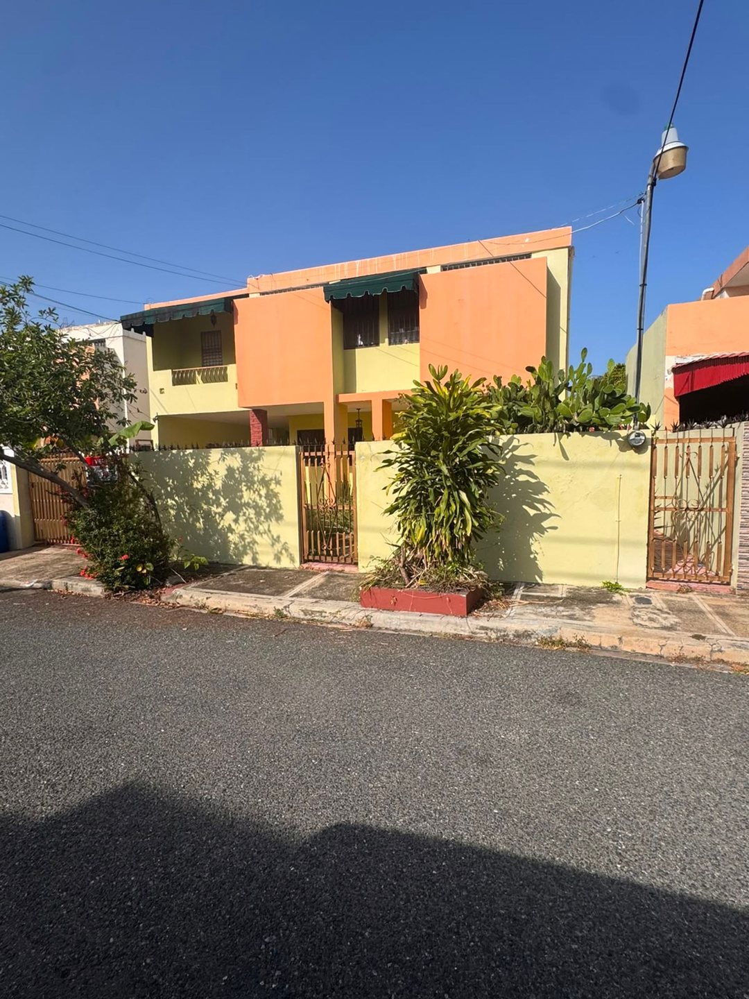 CASA EN VENTA SECTOR AESA