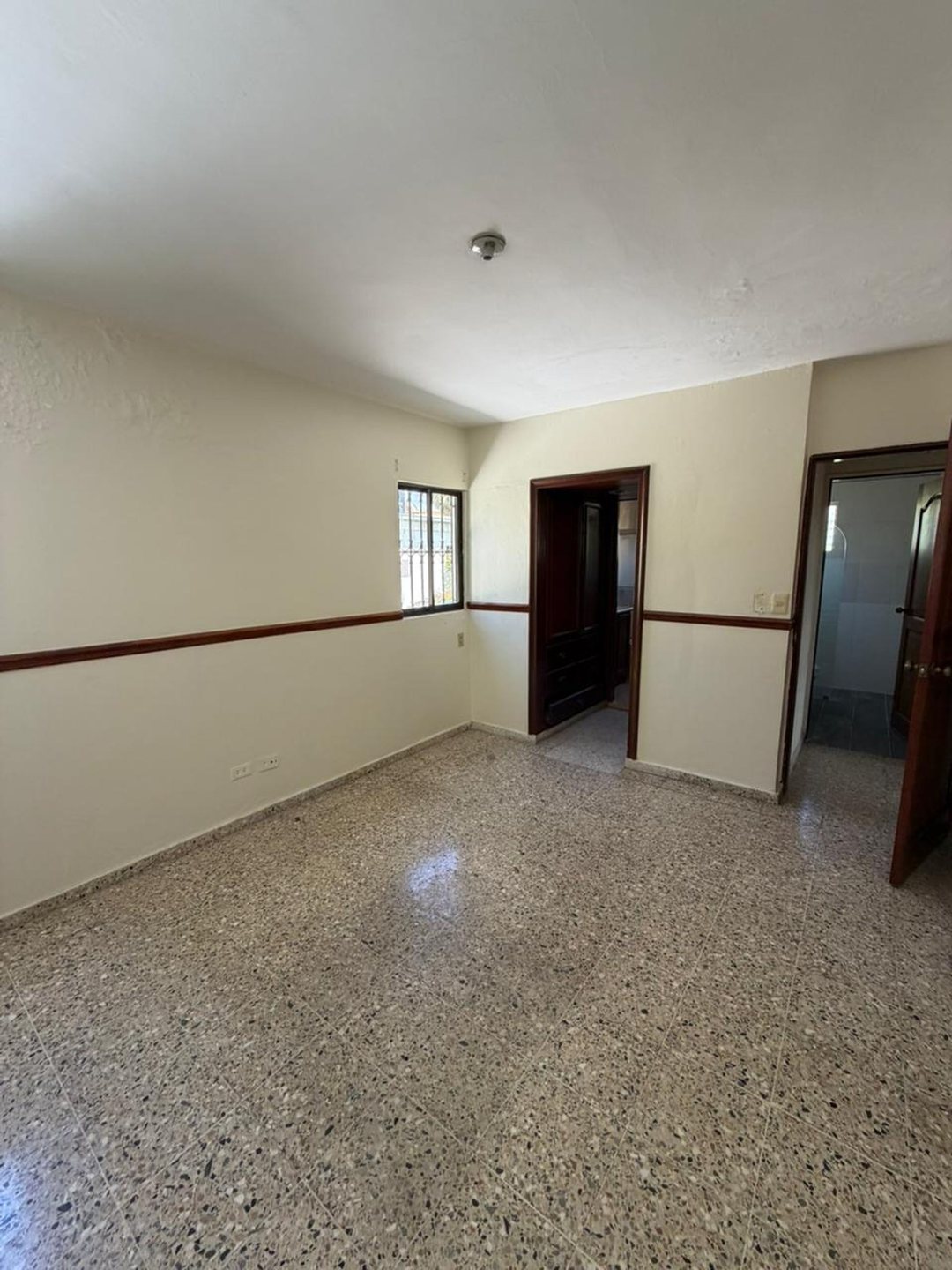 CASA EN VENTA SECTOR AESA