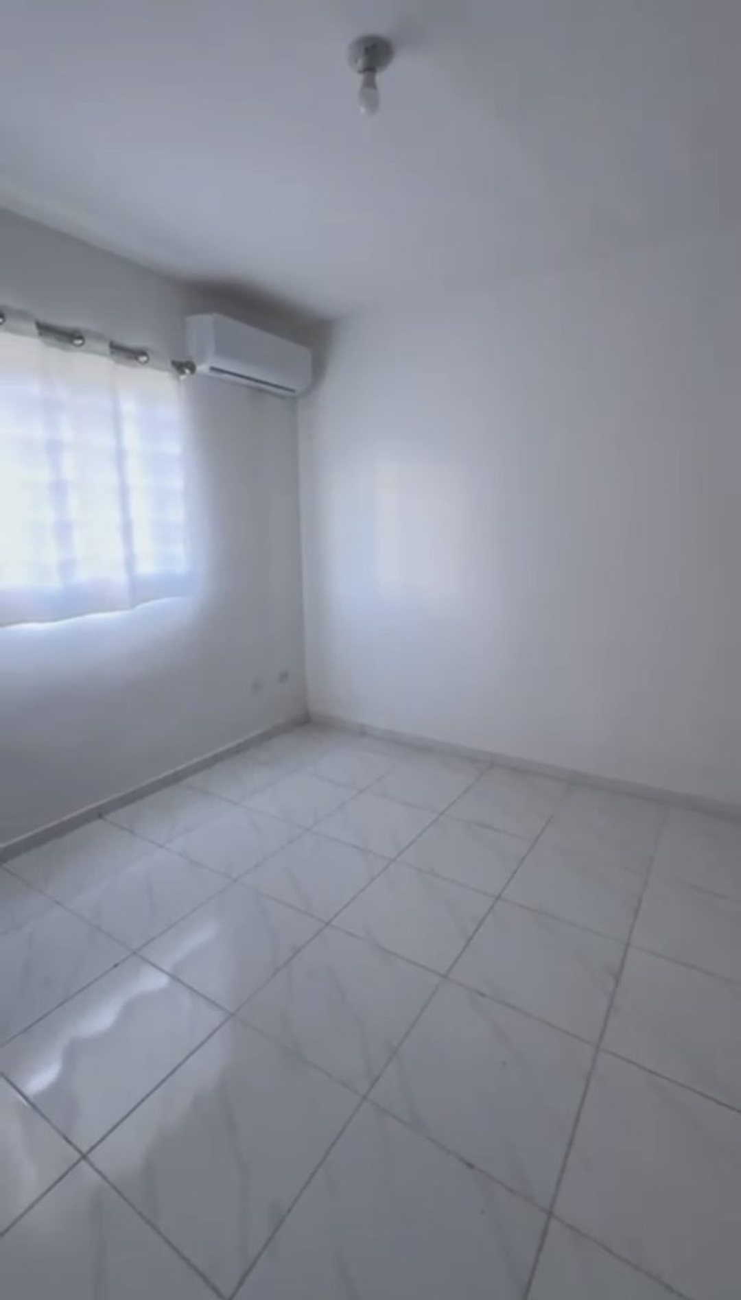 VENTA DE APARTAMENTO EN LA ROMANA 3 HABITACIONES