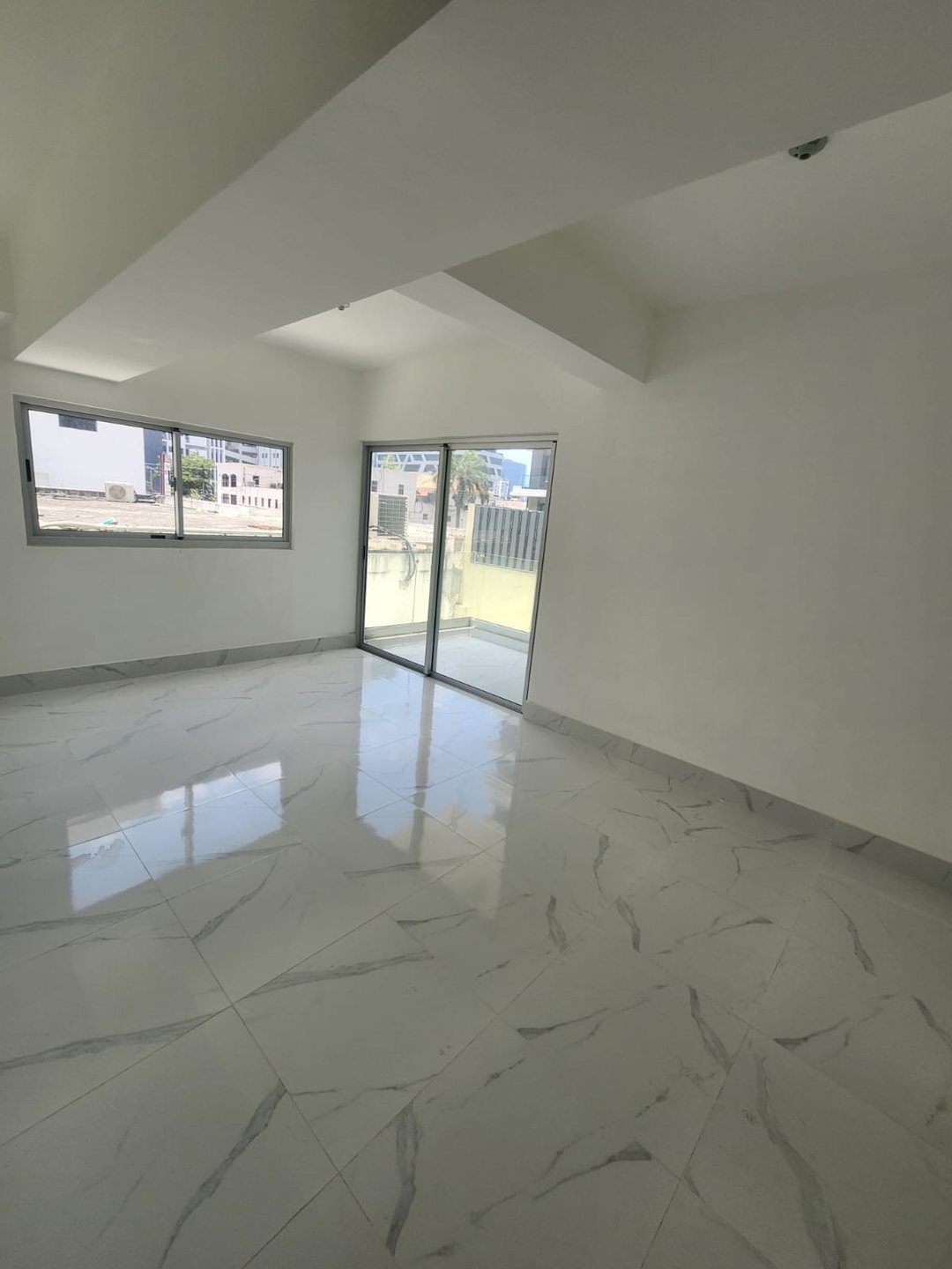 APARTAMENTO NUEVO EXCLUSIVO SECTOR PIANTINI
