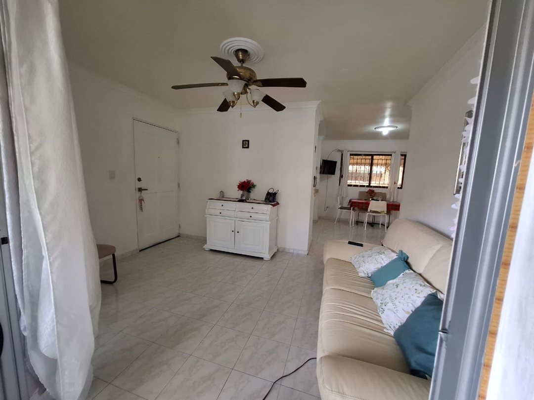 Apartamento venta Los Prados, prox. a la Churchill