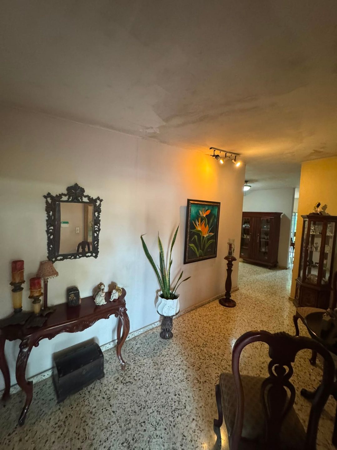 Casa Comercial en Venta – Mirador Norte