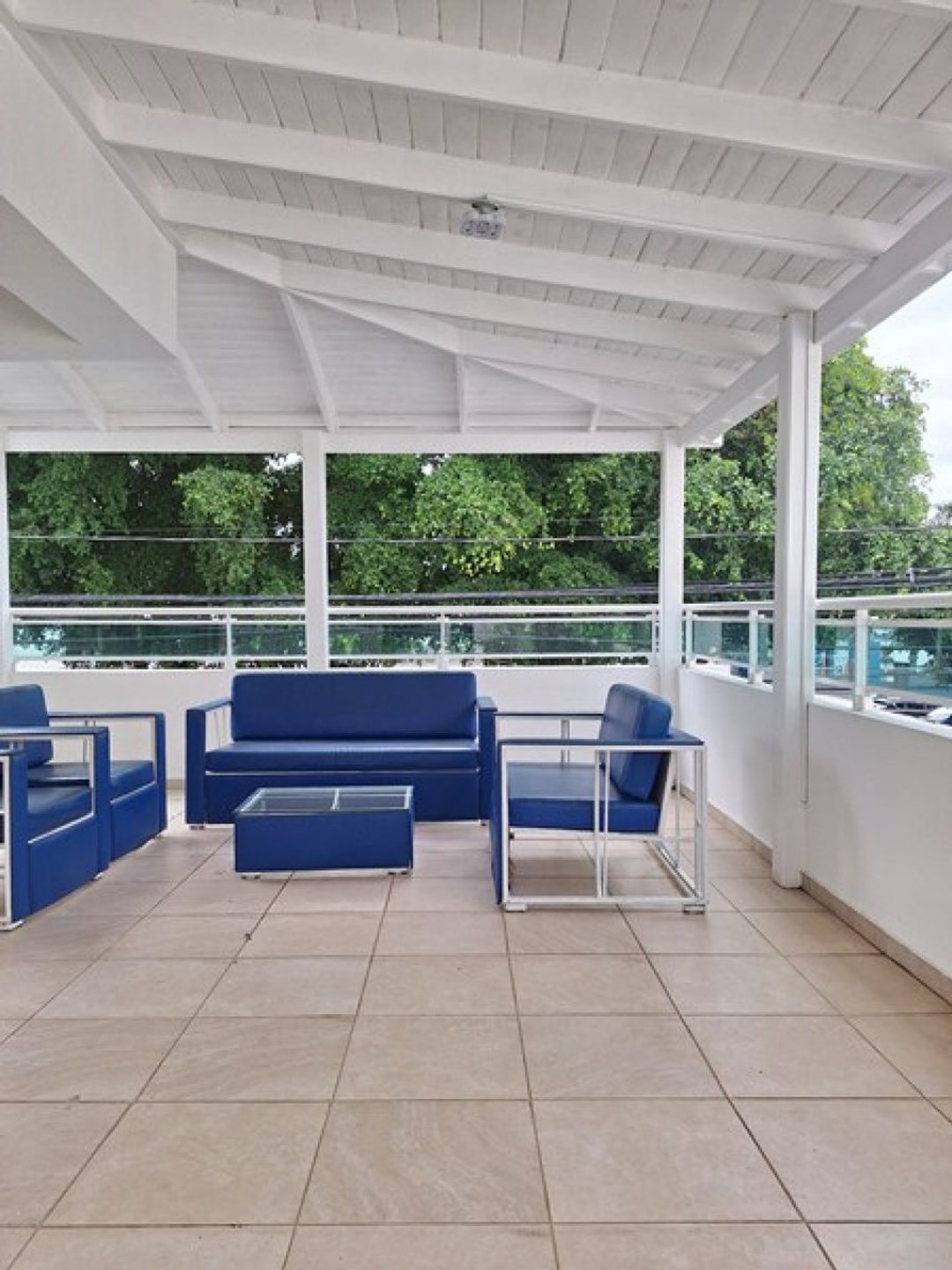 Apartamento con terraza privada