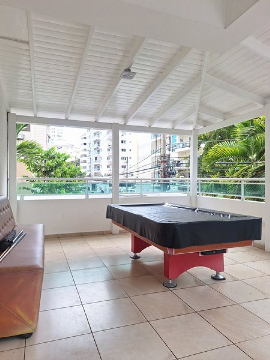 Apartamento con terraza privada