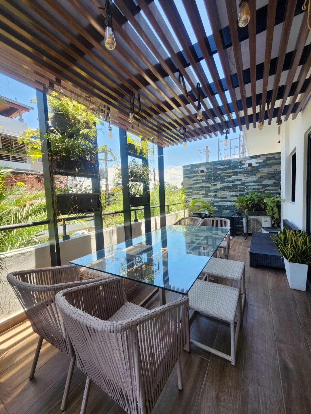 EL MILLON MODERNO 2DO PISO CON TERRAZA