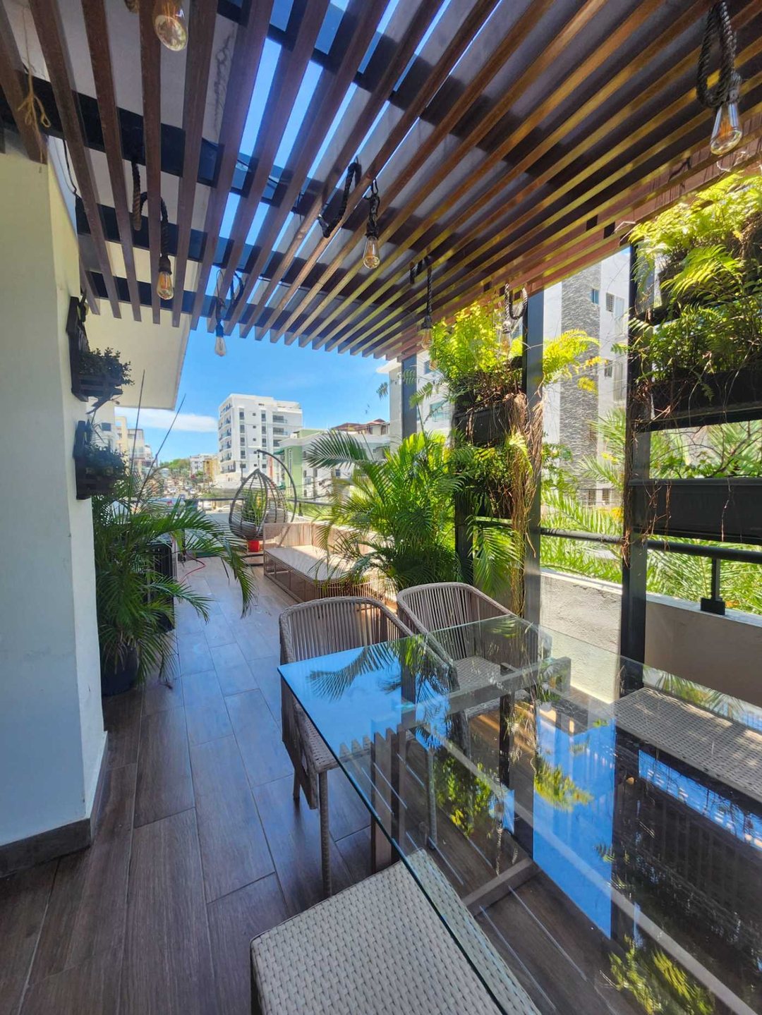 EL MILLON MODERNO 2DO PISO CON TERRAZA