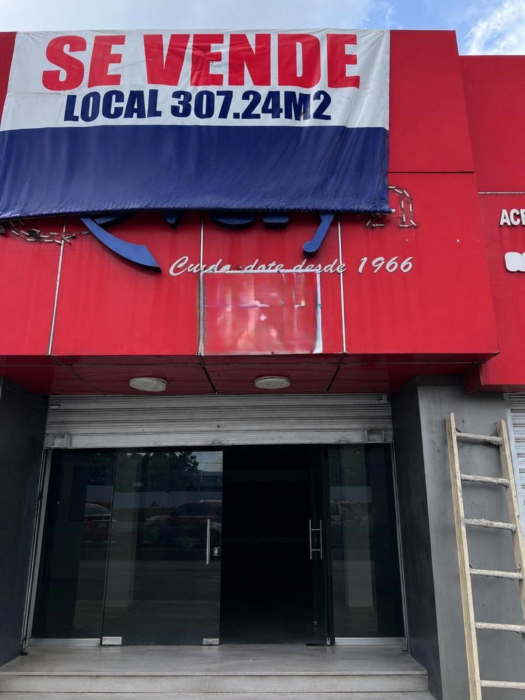 LOCAL COMERCIAL EN VENTA