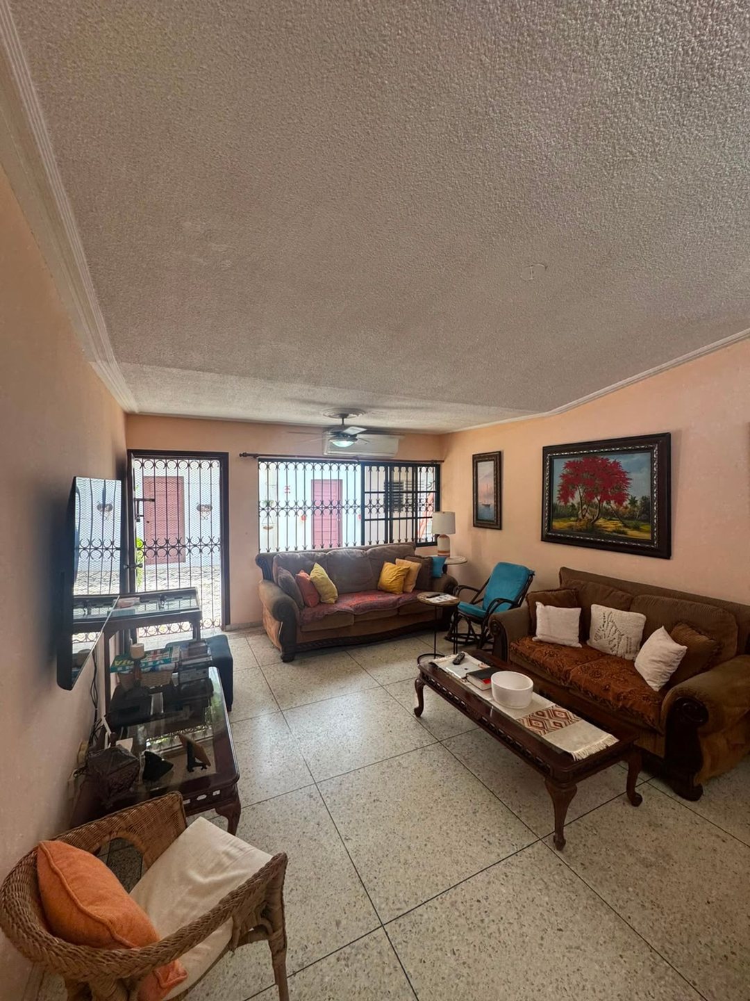 Casa en venta y alquiler en el Millón
