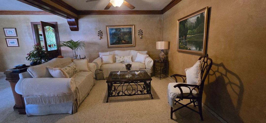 Apartamento Clasico en Venta en Piantini