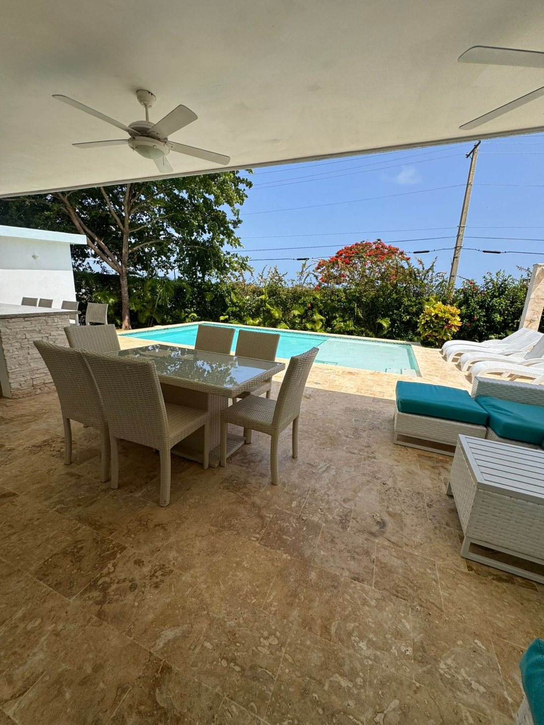 Tu Oasis Privado con Guest House y Piscina!